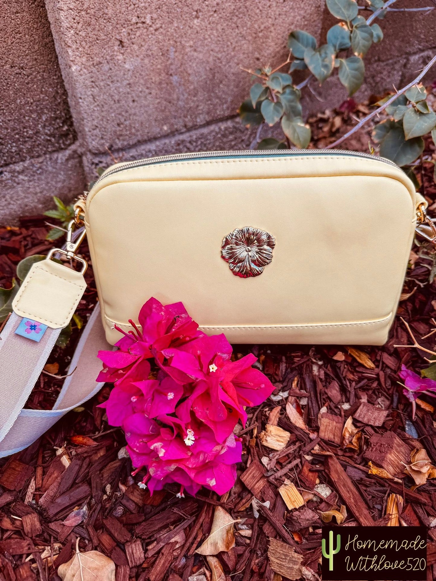 The Walt Crossbody PDF Pattern